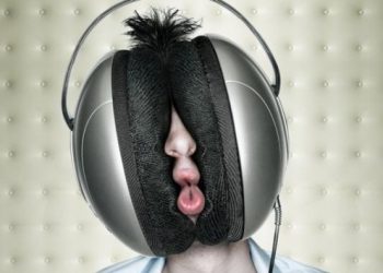 Noise Cancelling vs Sound Isolation