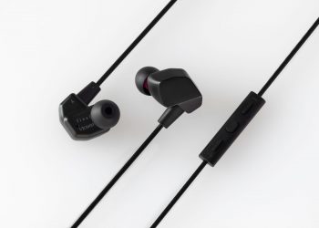 Introducing the new Final VR3000 Gaming Earphones