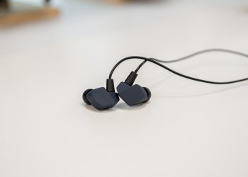 Final A4000 Earphone Review