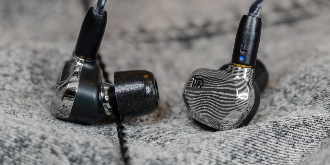 Campfire Audio Saber Review