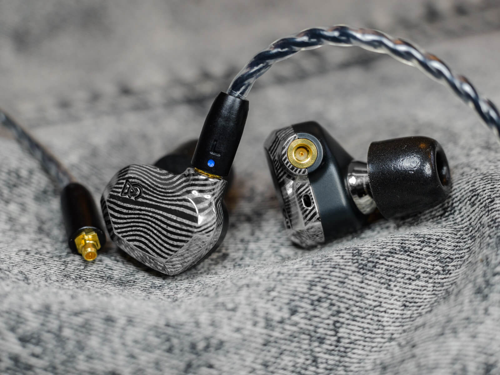 限定イヤホン) Campfire Audio saber - イヤフォン